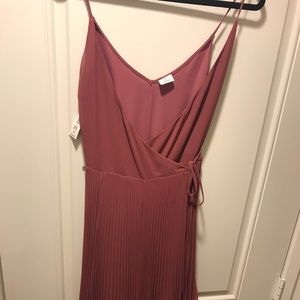 Brand new Aritzia dress